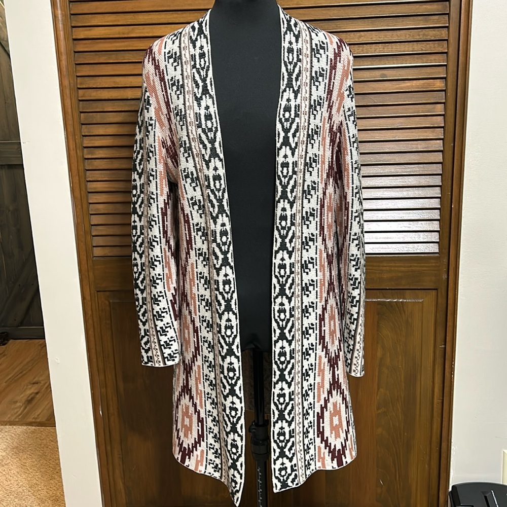 bua//bua Open Front Lightweight Multicolor Aztec Design Sweater/Cardigan Size S